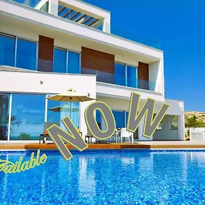 Beachfront Luxury Idania Ajia Napa